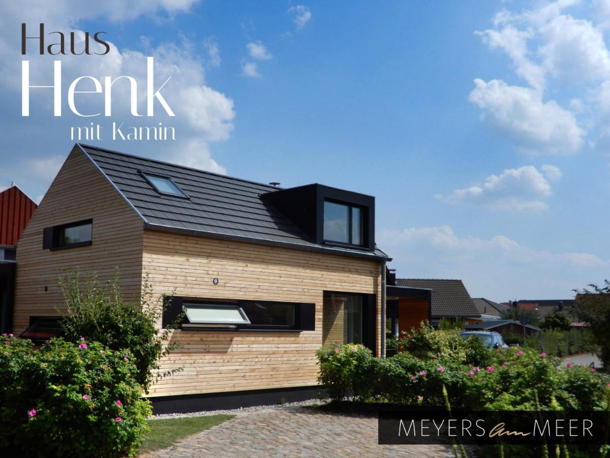 Schickes Holzchalet "Henk" - Mit Kamin - Ostsee Strand 500M - 4 Personen - By "Meyers Am Meer" Zierow Exterior photo